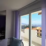 Beautiful Duplex With View *