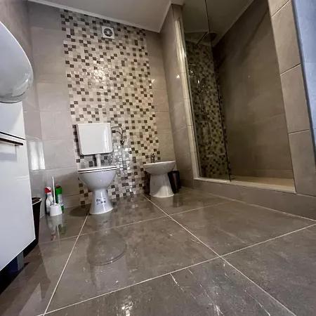 Beautiful Duplex With View 아파트