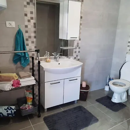 Beautiful Duplex With View Kastela