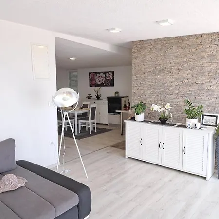 Apartment Beautiful Duplex With View