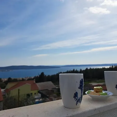 Beautiful Duplex With View