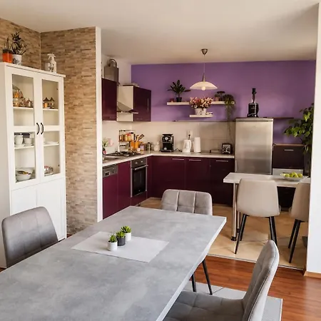 Beautiful Duplex With View Lägenhet